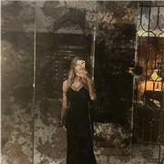 Estudiante de Magisterio de Primaria, doy clases de inglés,repaso general y yoga. Con vocación, experiencia y energía positiva💖.